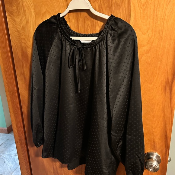 LC Lauren Conrad Tops - LC Lauren Conrad Black Tie Front Long Sleeve Blouse